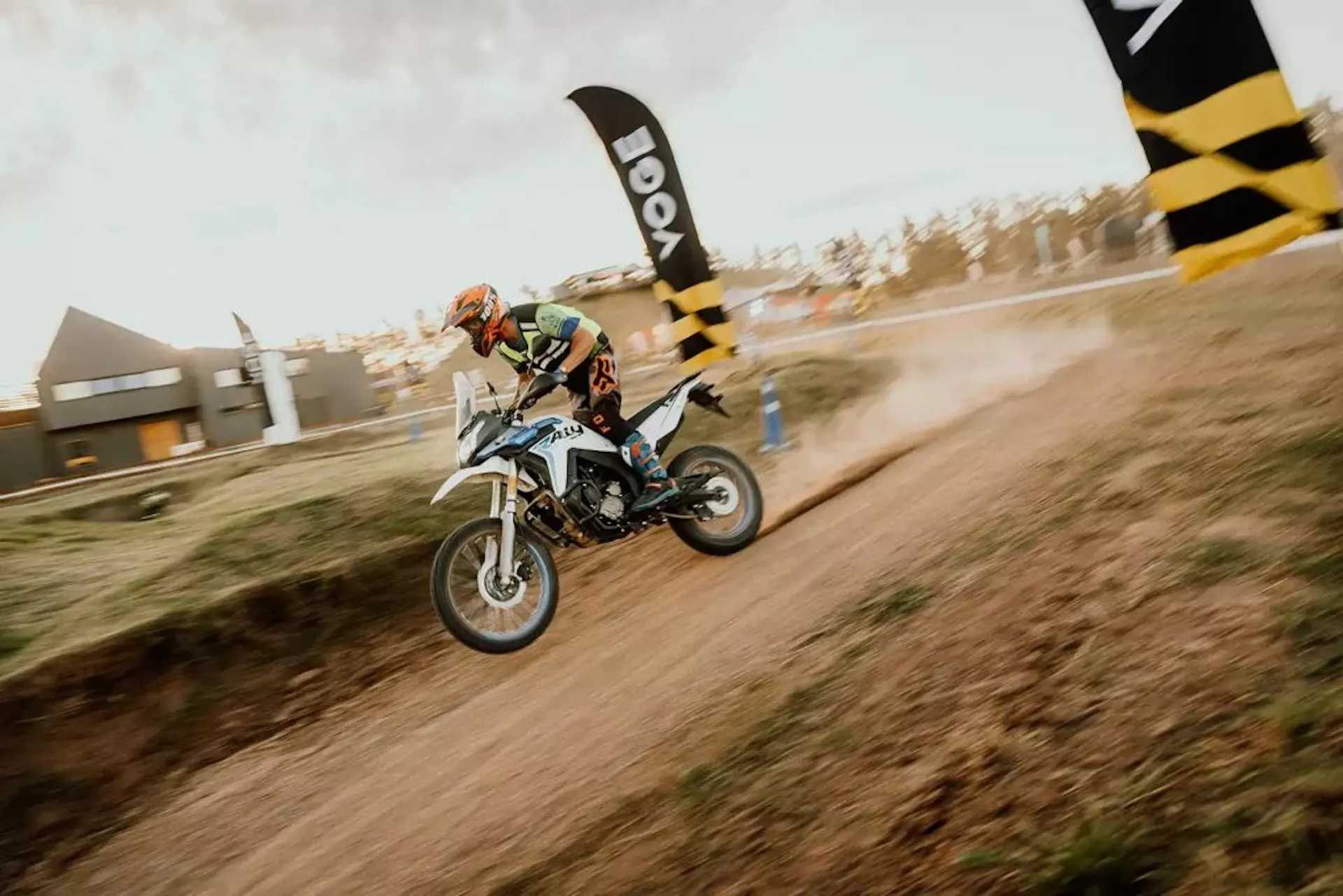placeholder bikes-header-bike-range